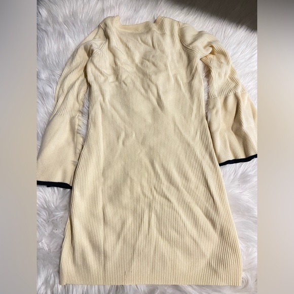 Club Monaco White knit dress - Picture 3 of 3